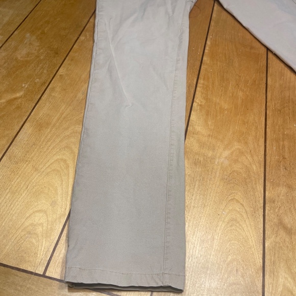 Lululemon Commission Pant 28x29 Color Beige Slim Fit Warpstreme LM5ACOS - Picture 6 of 16